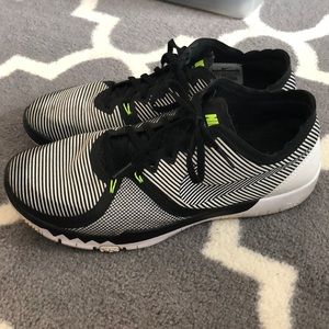 NIKE Free Trainer 3.0 V4 Men's Training Shoe